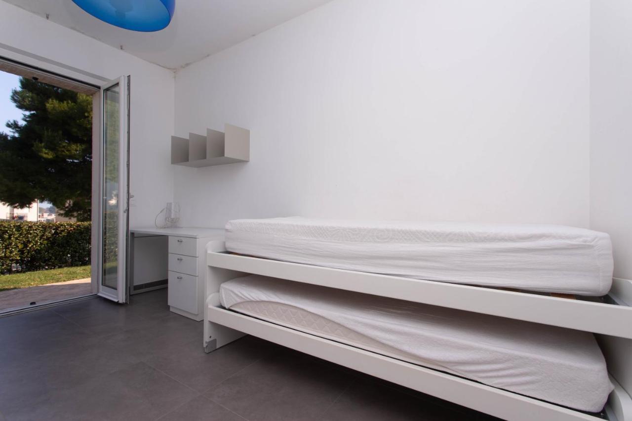 Апартаменти S018 - Sirolo, Nuovissimo Trilocale In Pietra Con Giardino Dx Екстер'єр фото