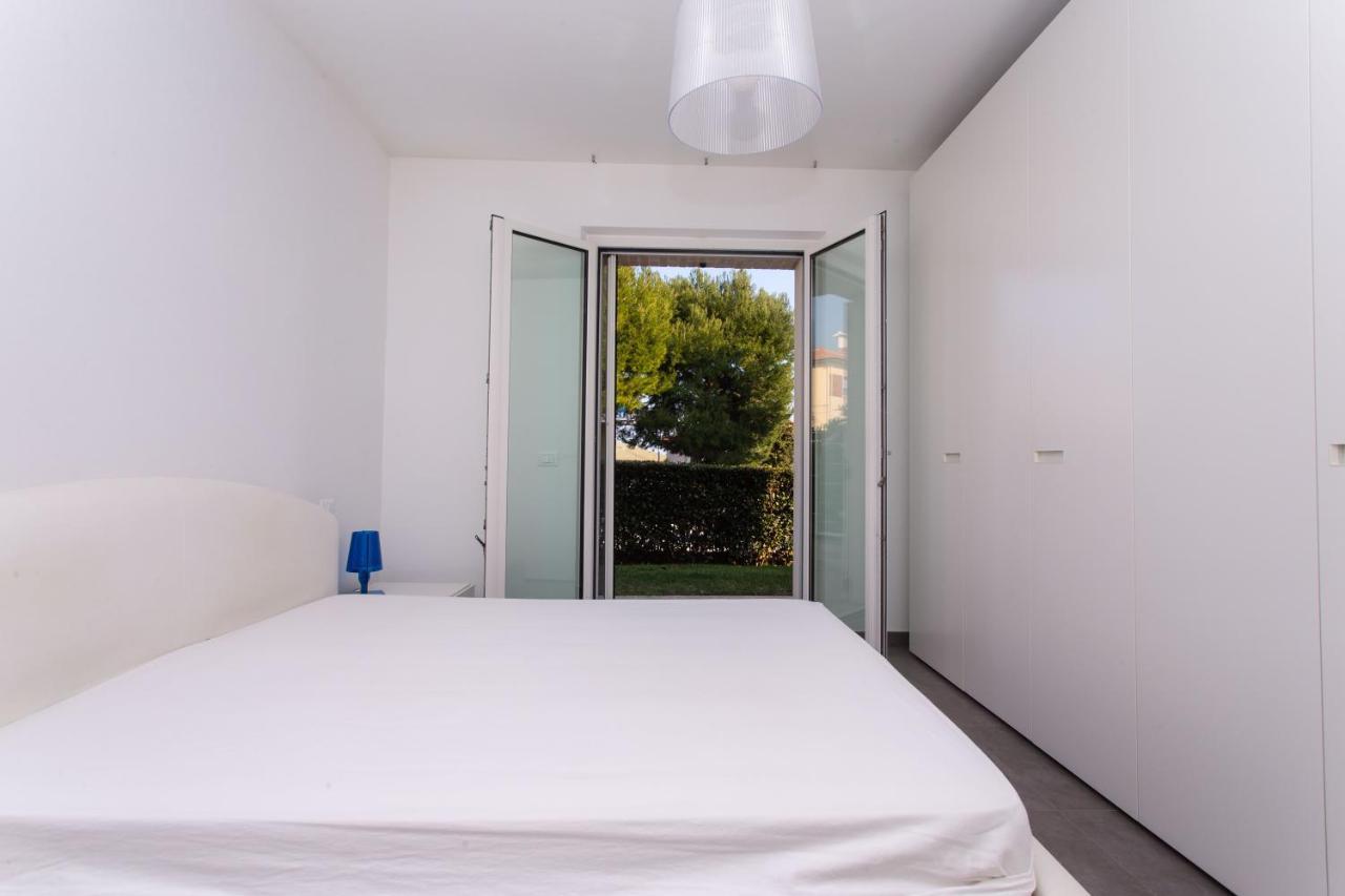 Апартаменти S018 - Sirolo, Nuovissimo Trilocale In Pietra Con Giardino Dx Екстер'єр фото